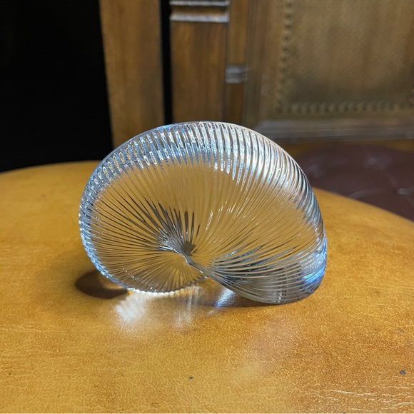 Baccarat Nautilus Crystal Shell - Accents